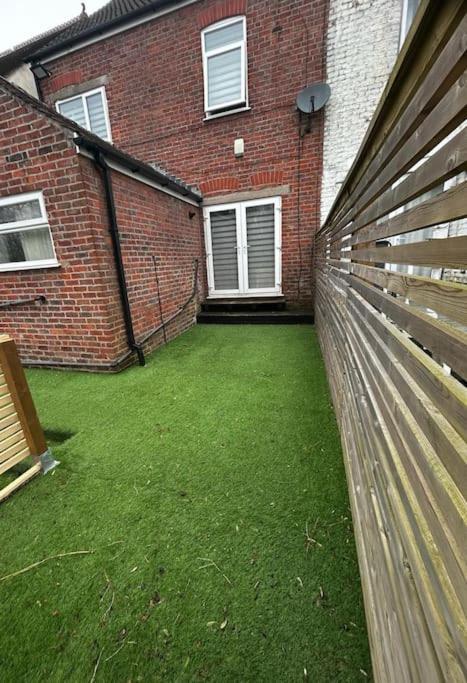 Lovely 5Br Home In Manchester. Close To The City Exterior photo