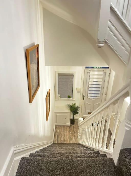 Lovely 5Br Home In Manchester. Close To The City Exterior photo