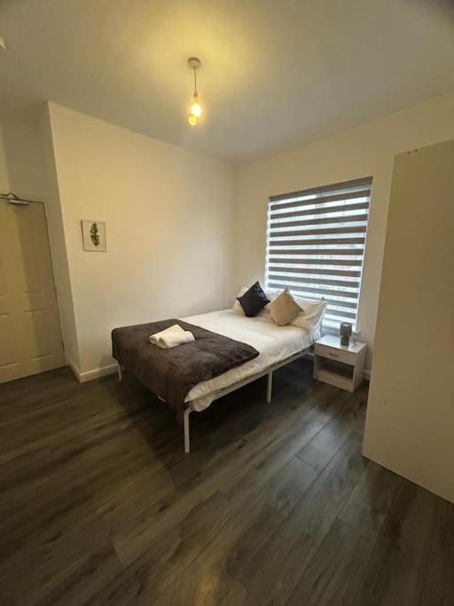 Lovely 5Br Home In Manchester. Close To The City Exterior photo